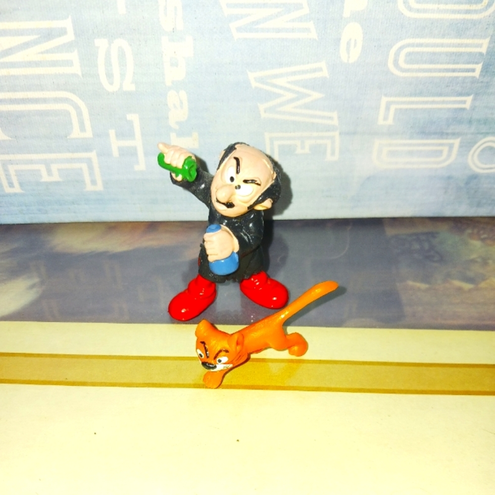 Vintage Gargamel and Azrael